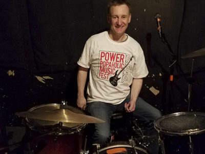 Zombies of The Stratosphere – he got a FEST shirt!